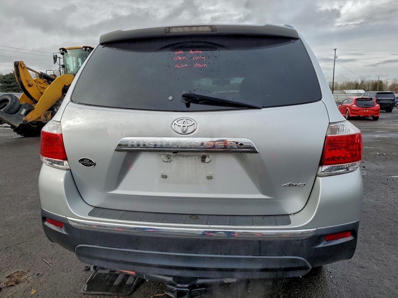 2012 TOYOTA HIGHLANDER