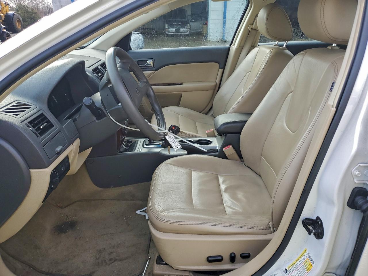 2011 FORD FUSION
