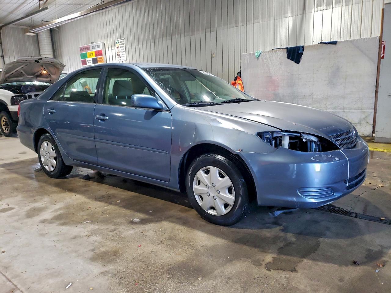 2004 TOYOTA CAMRY