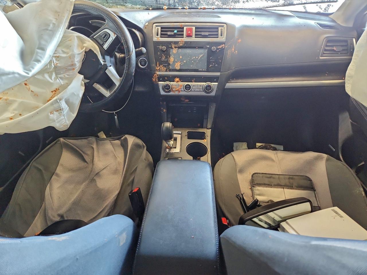 2015 SUBARU Legacy