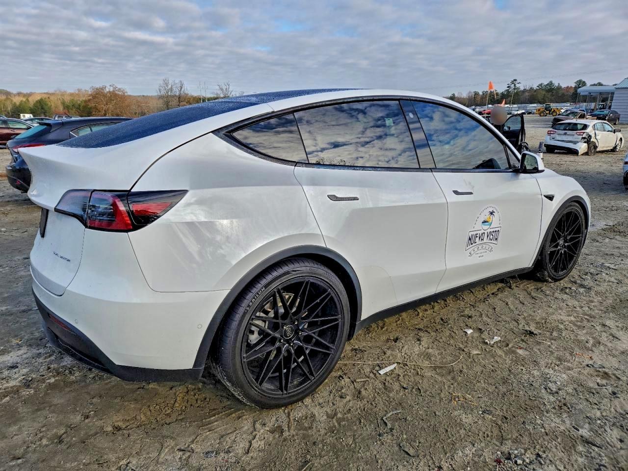 2021 TESLA MODEL Y
