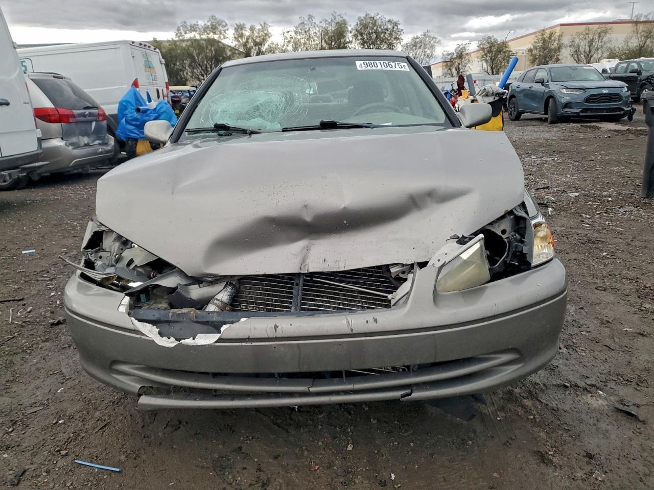 2001 TOYOTA CAMRY