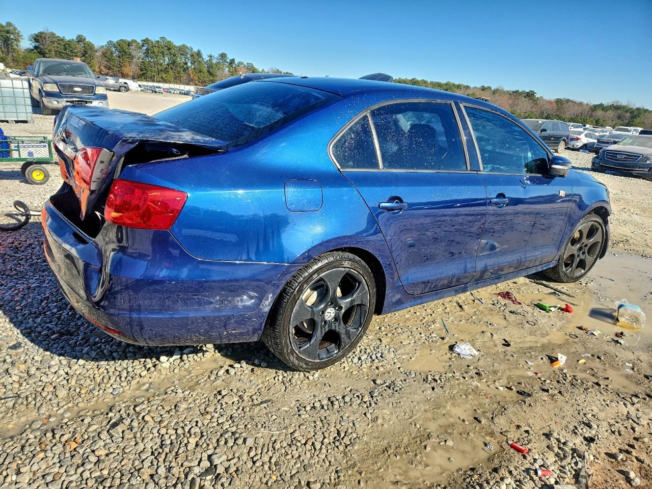 2011 VOLKSWAGEN JETTA