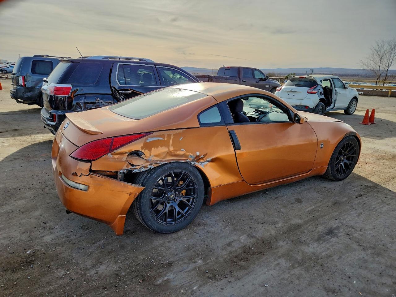 2003 NISSAN Z