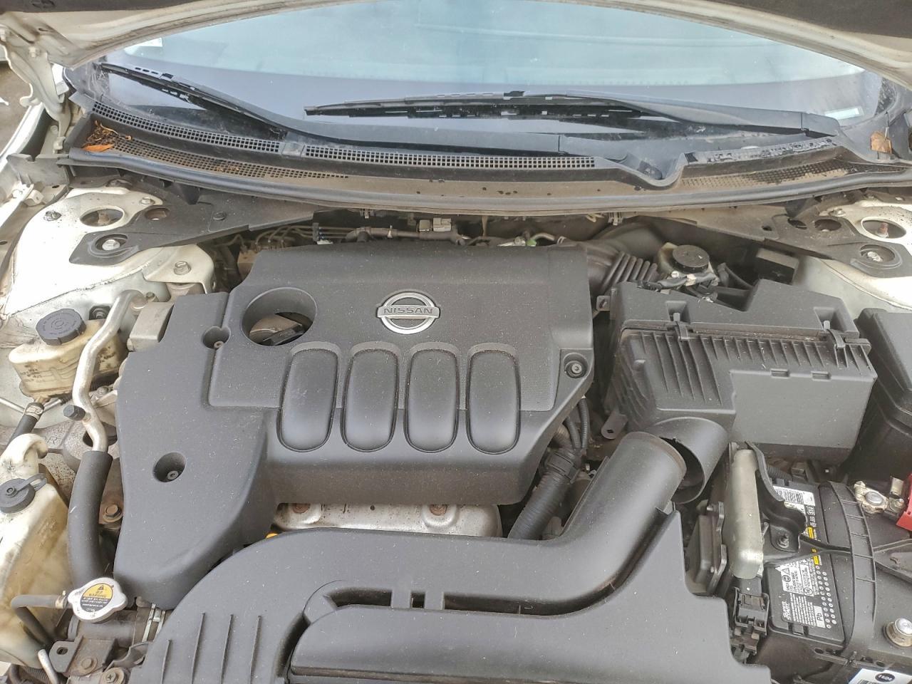 2010 NISSAN ALTIMA