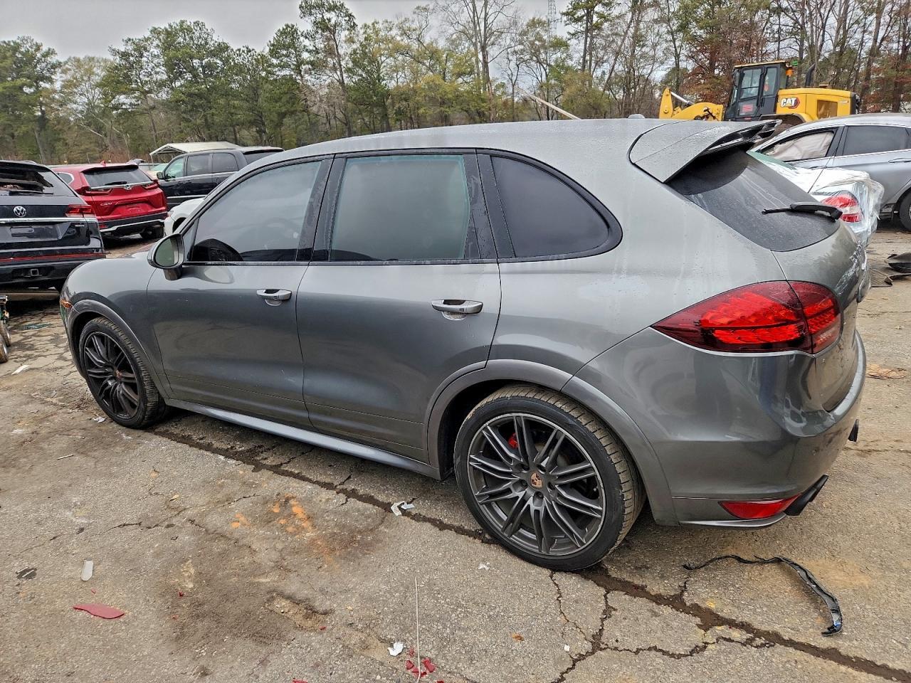2014 PORSCHE CAYENNE