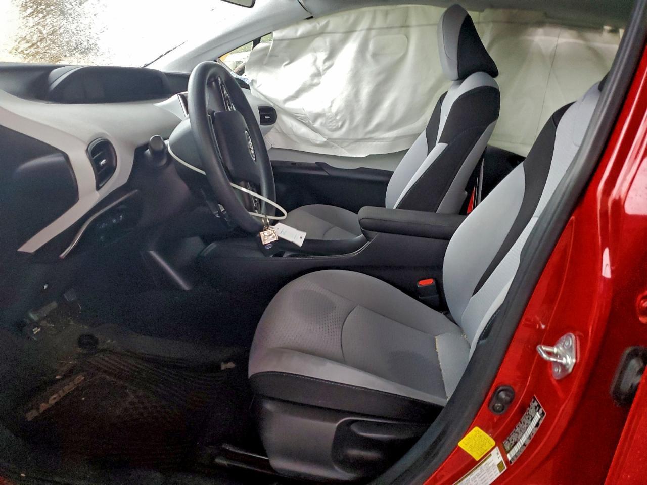 2022 TOYOTA PRIUS