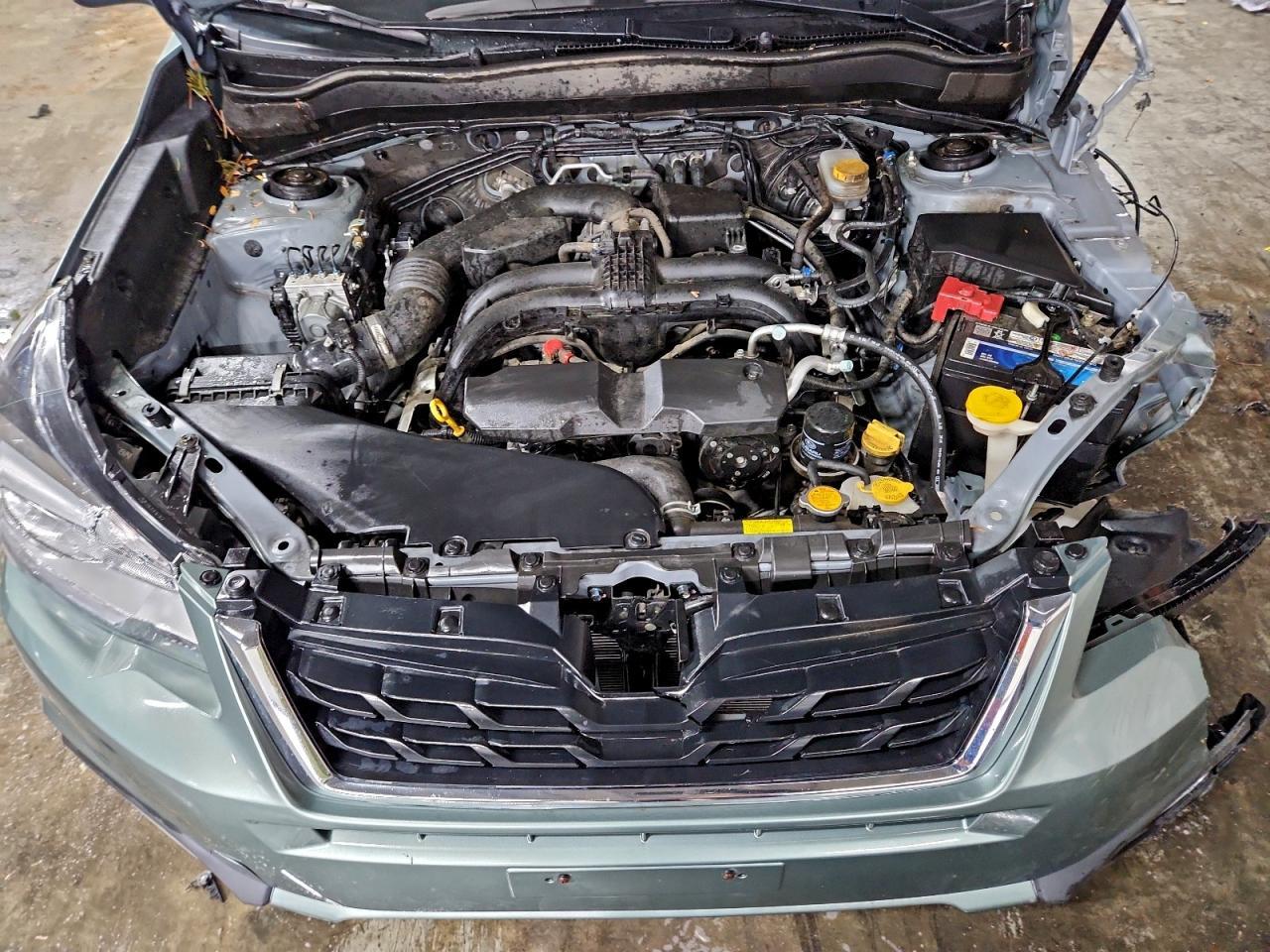 2017 SUBARU FORESTER