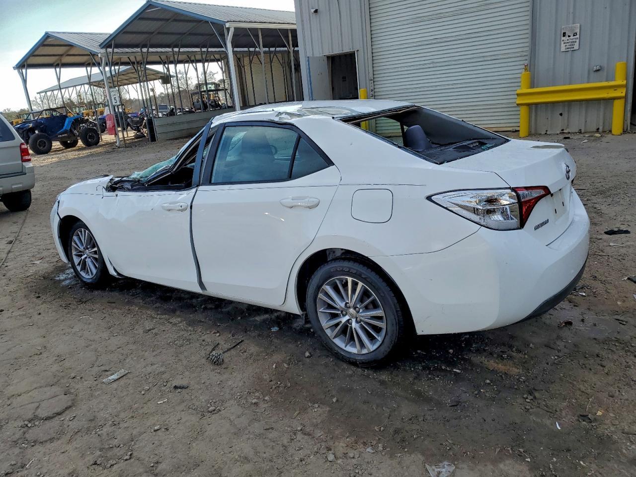 2015 TOYOTA COROLLA