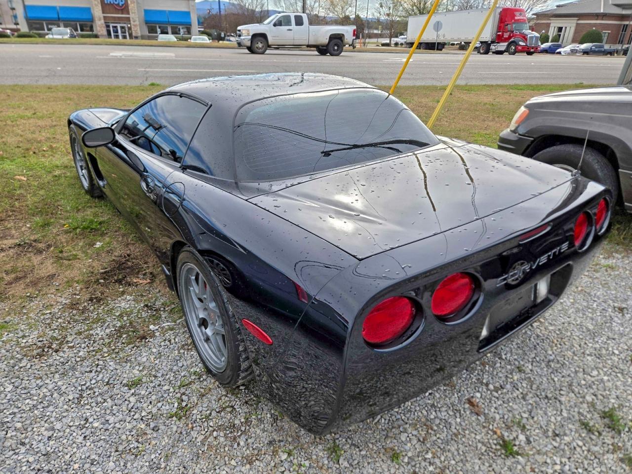 2001 CHEVROLET CORVETTE