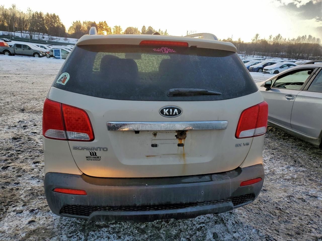 2011 KIA SORENTO