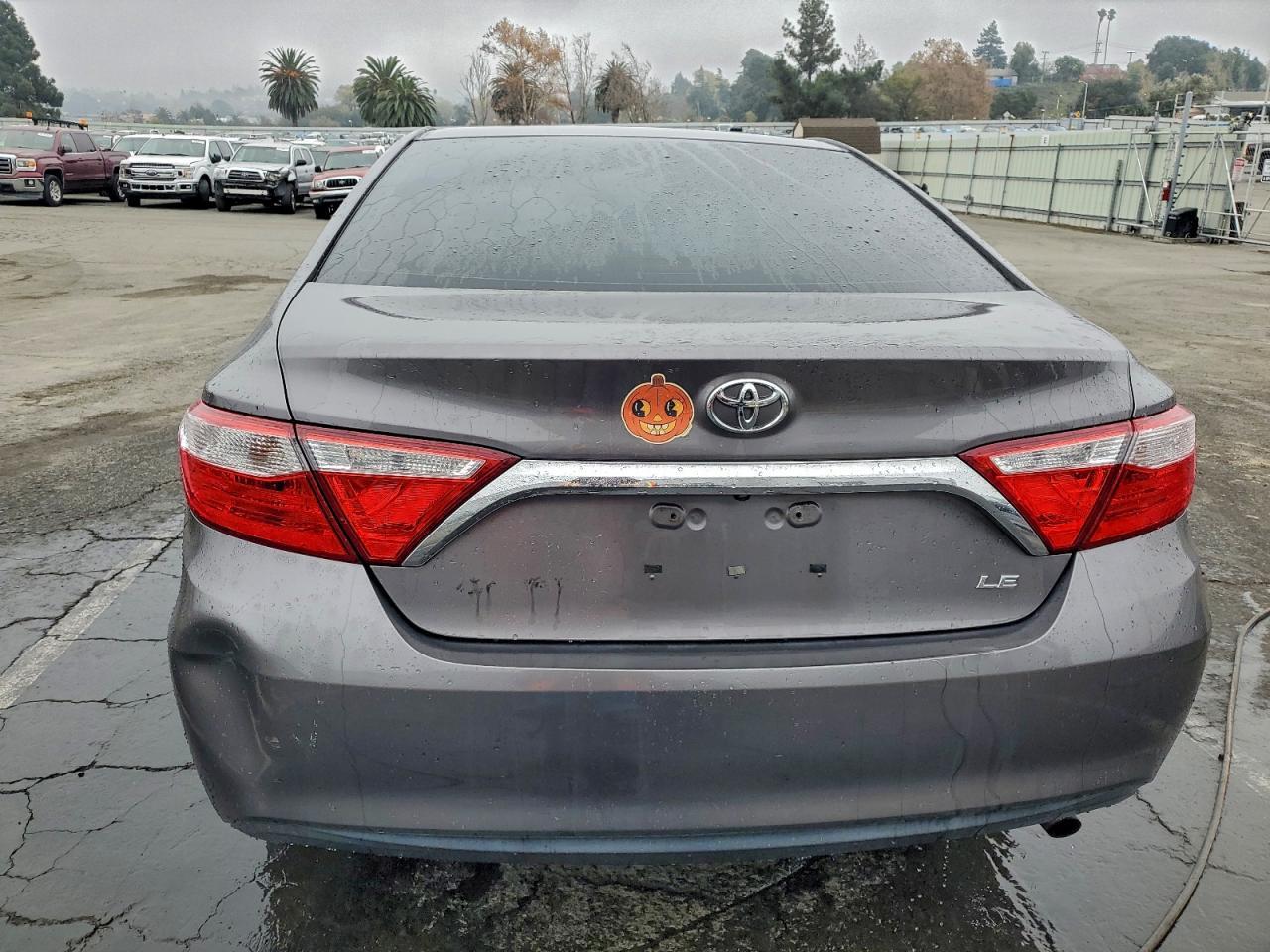 2016 TOYOTA CAMRY