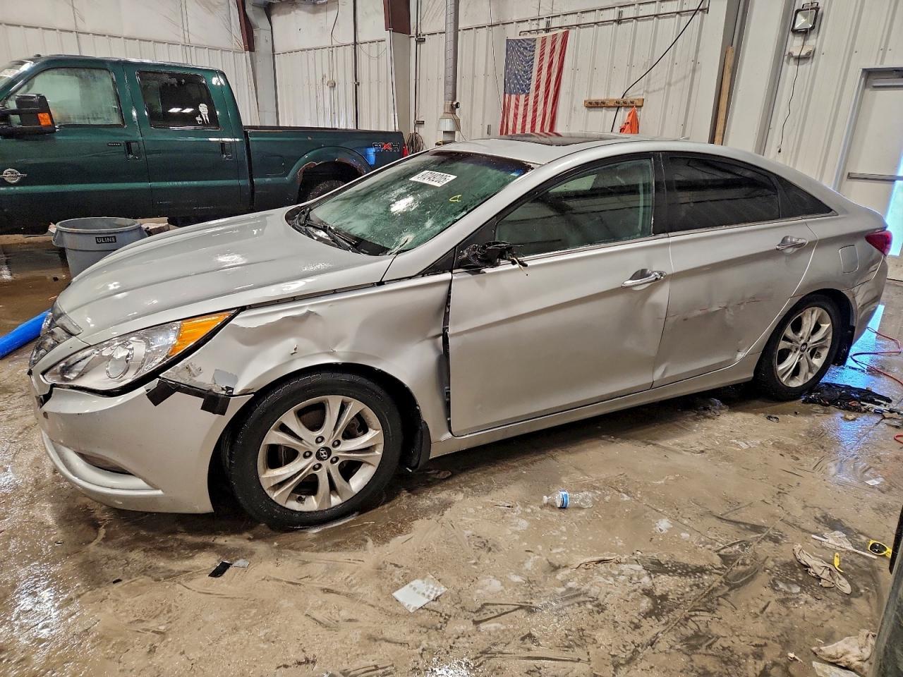 2013 HYUNDAI SONATA
