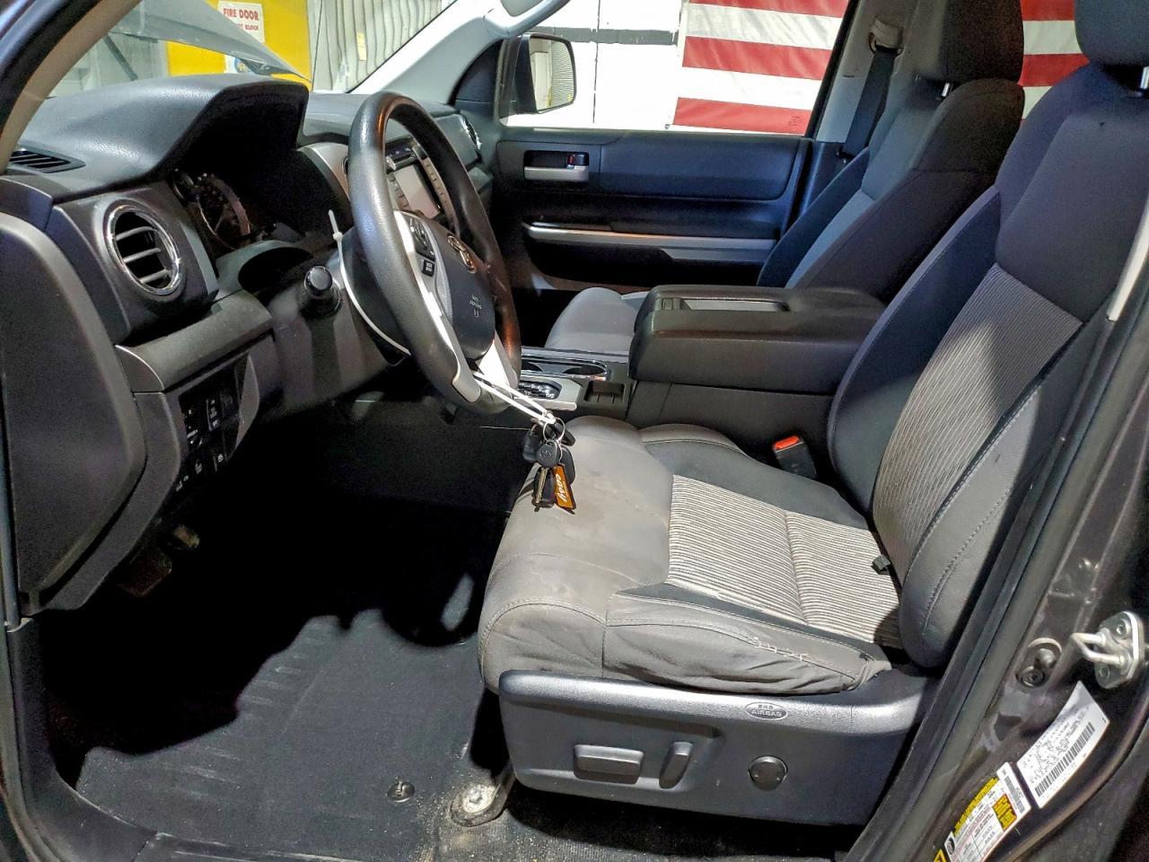 2016 TOYOTA TUNDRA