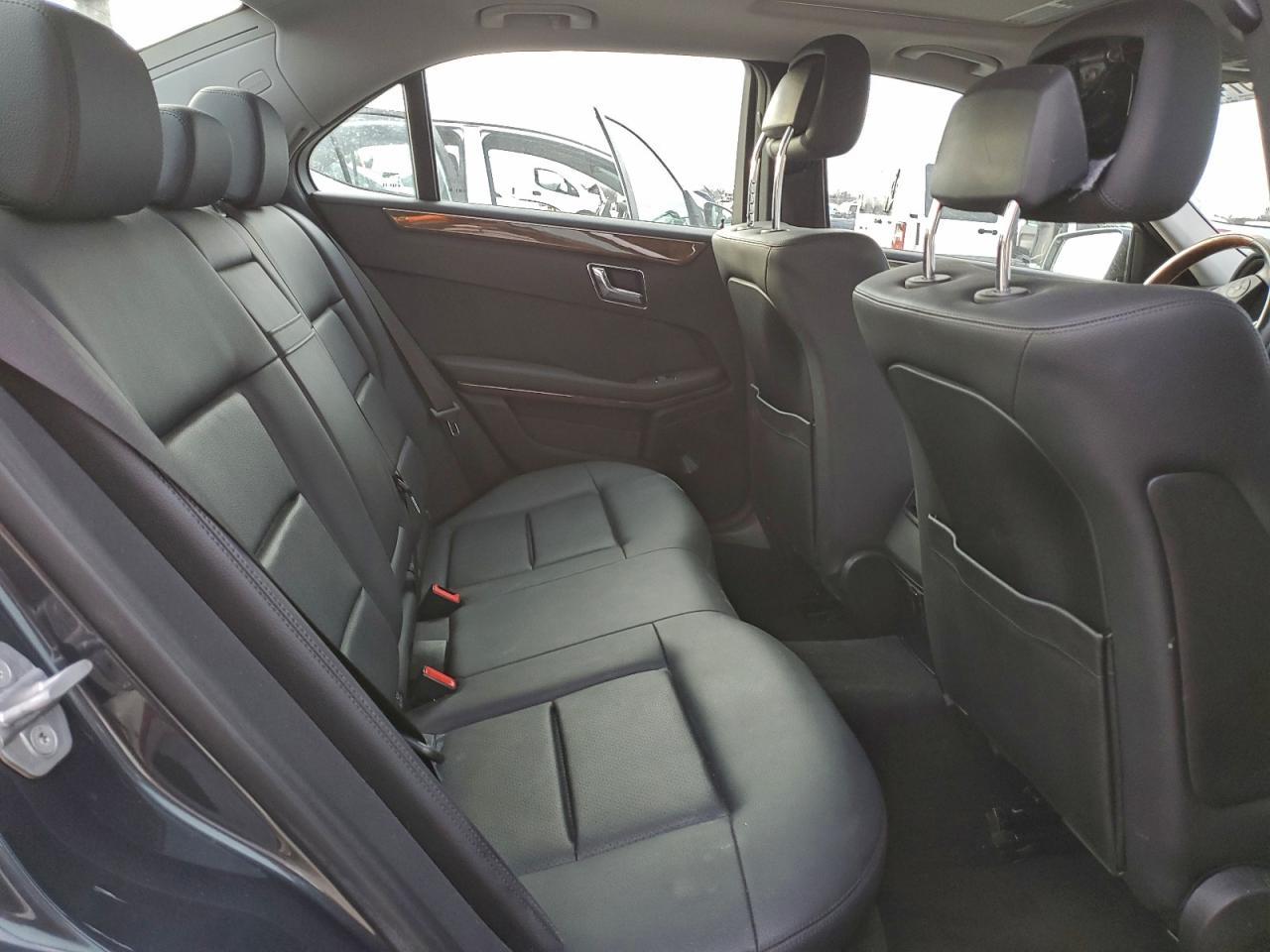 2011 MERCEDES-BENZ E-Class
