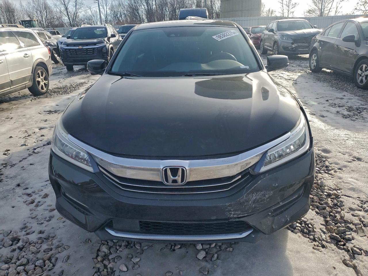 2016 HONDA ACCORD