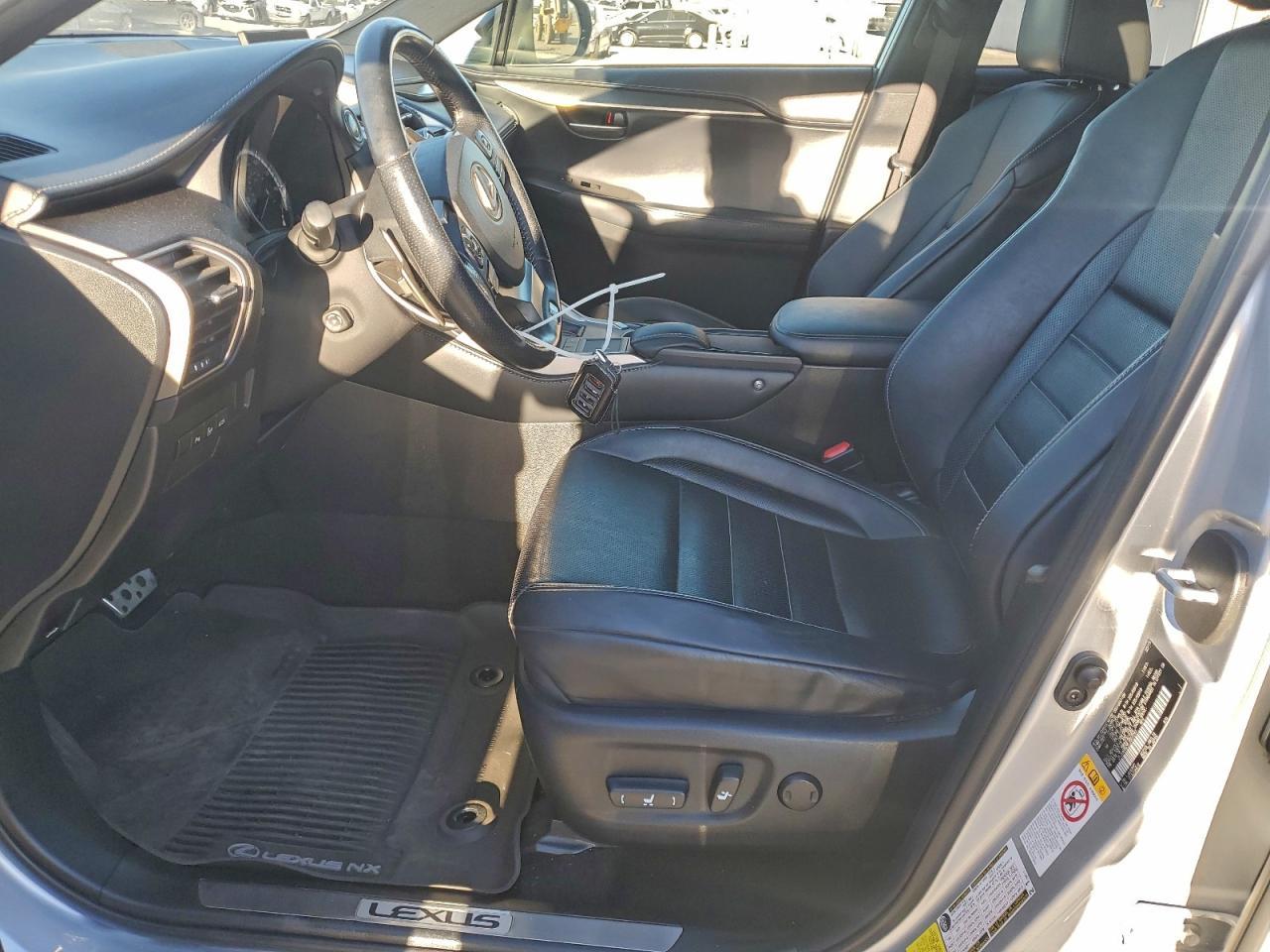 2015 LEXUS NX 200T