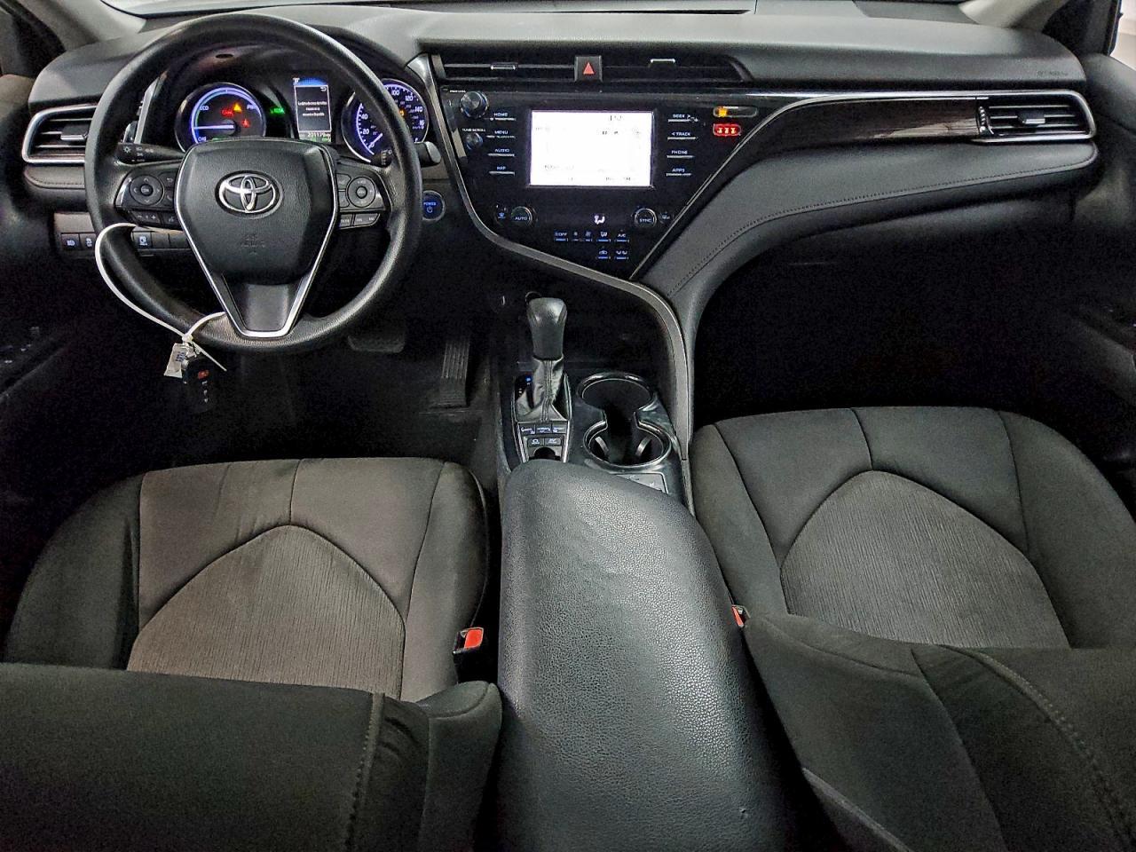 2019 TOYOTA CAMRY