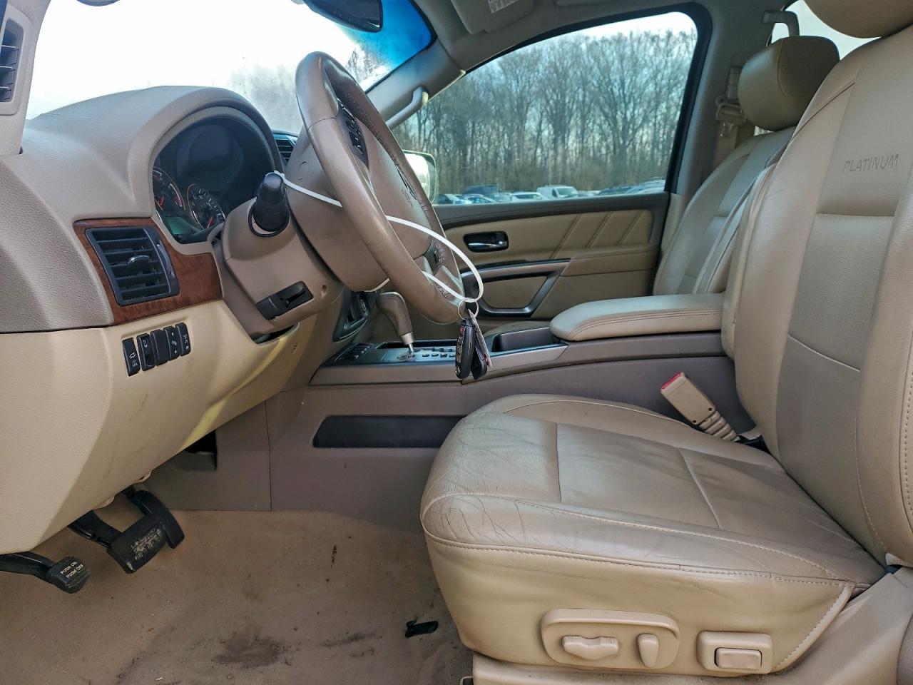 2015 NISSAN Armada