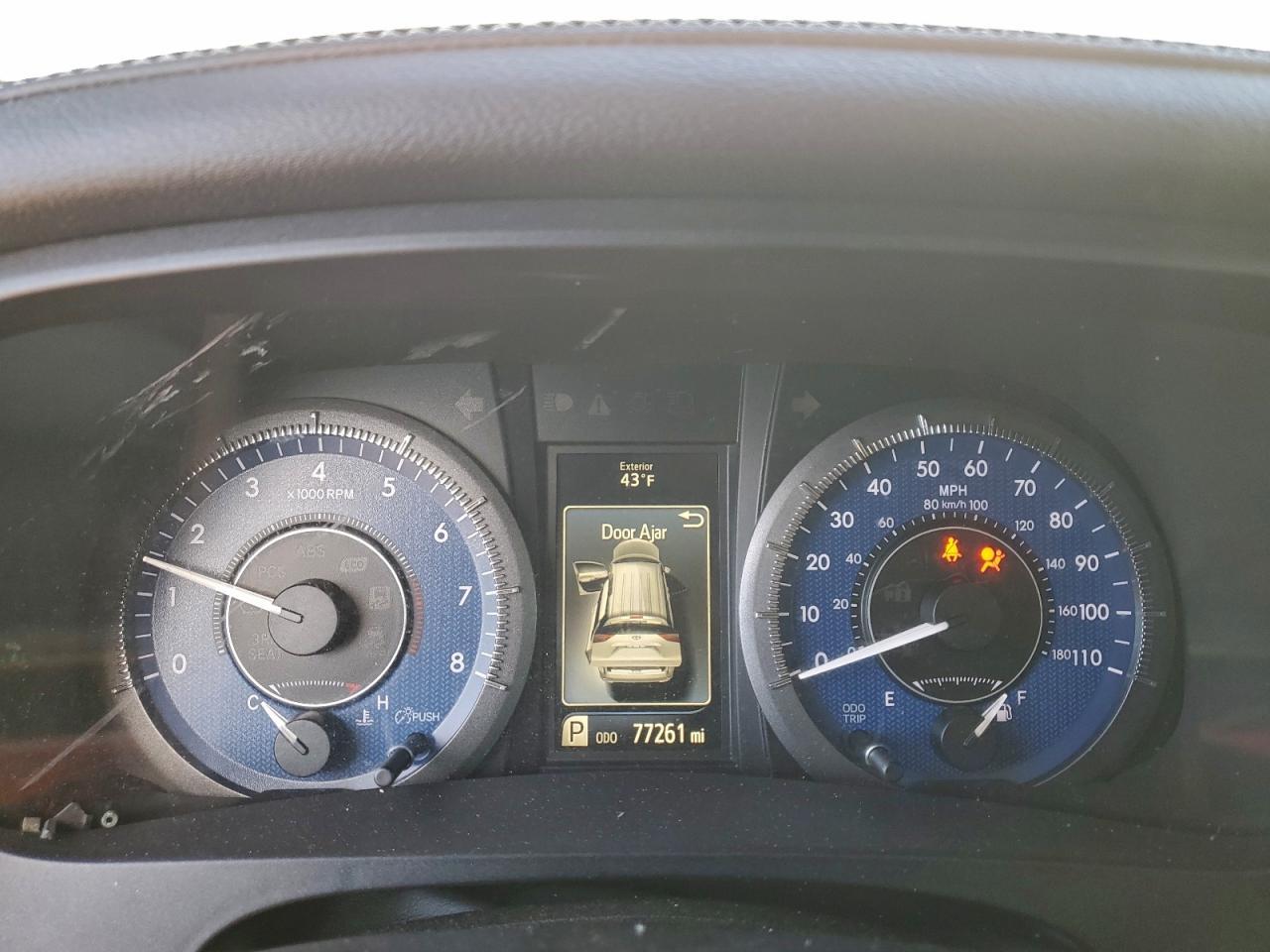 2016 TOYOTA SIENNA