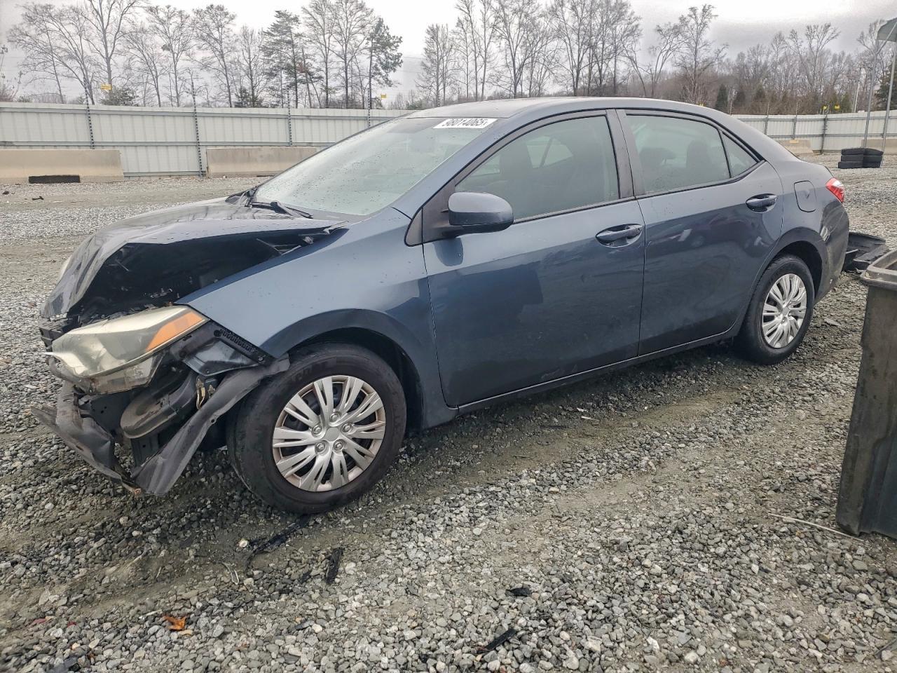 2015 TOYOTA COROLLA