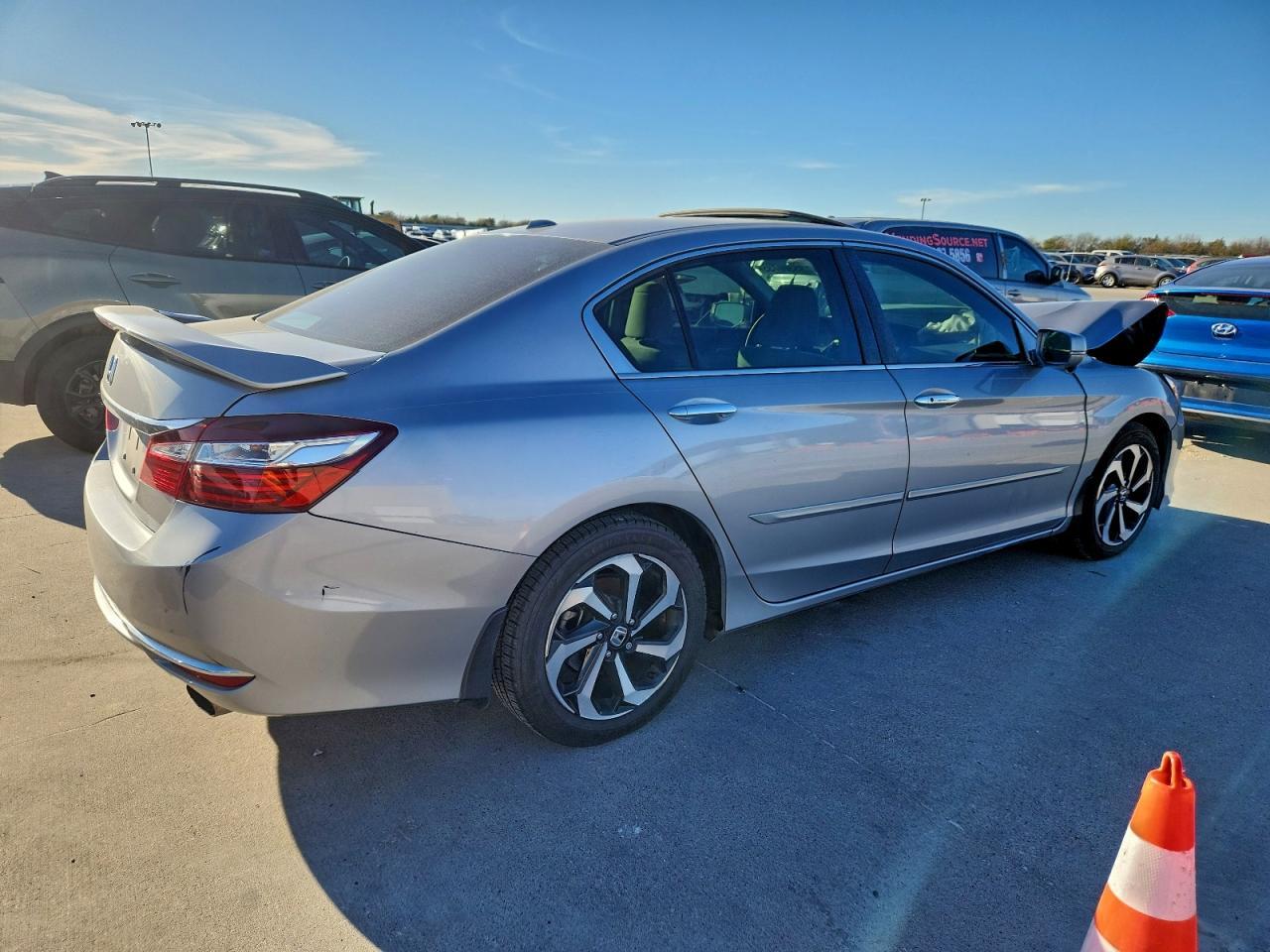 2016 HONDA ACCORD