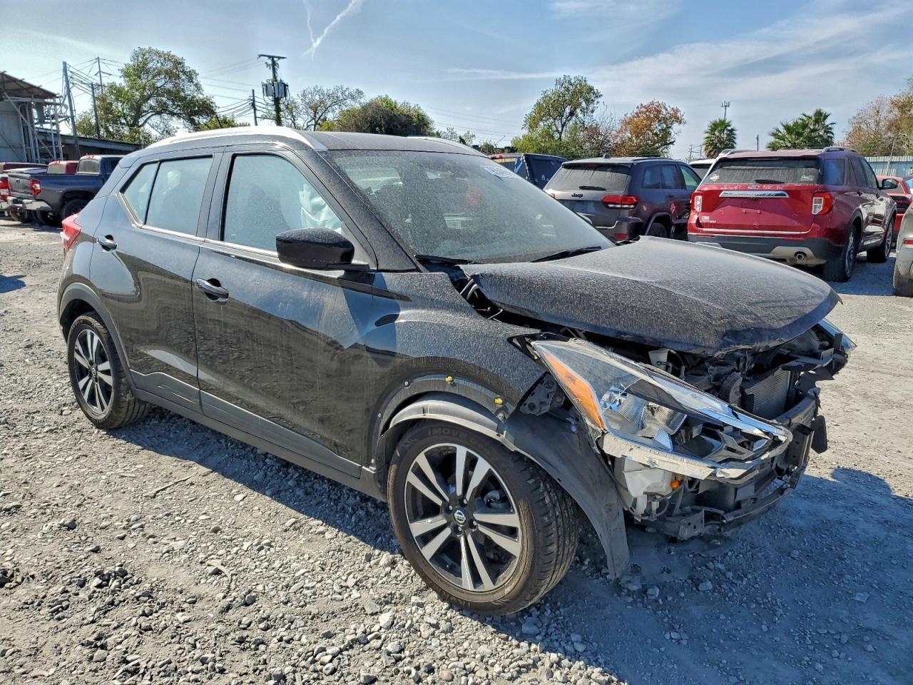 2020 NISSAN KICKS