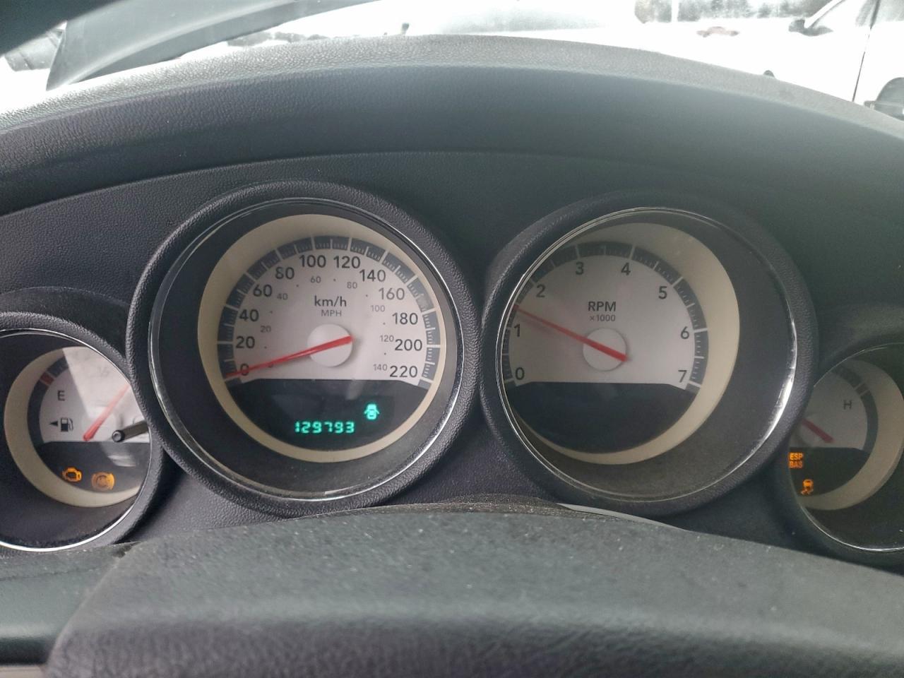 2010 DODGE CHARGER