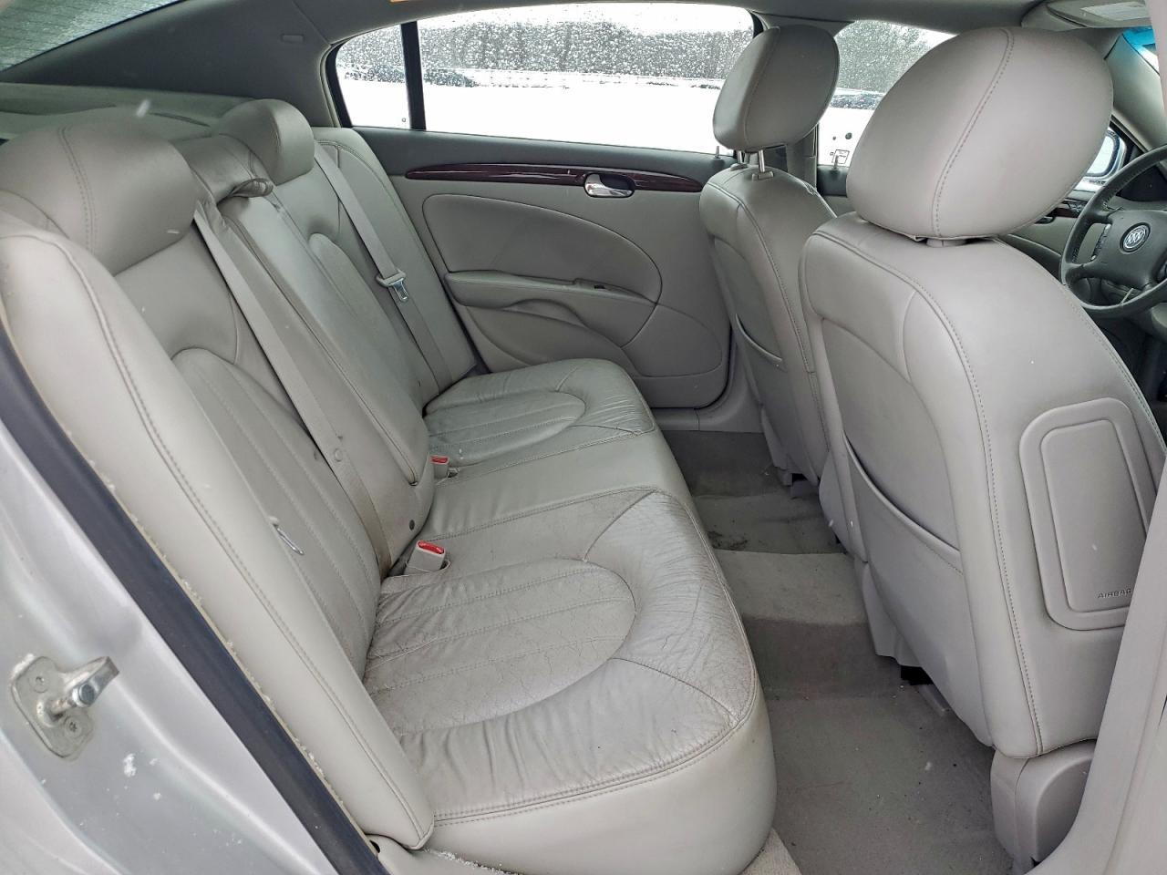 2010 BUICK Lucerne