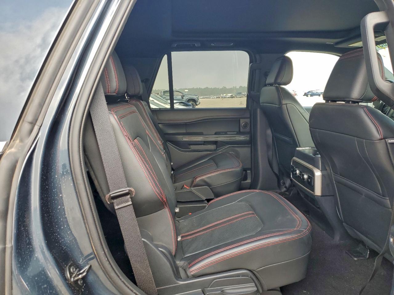 2023 FORD Expedition