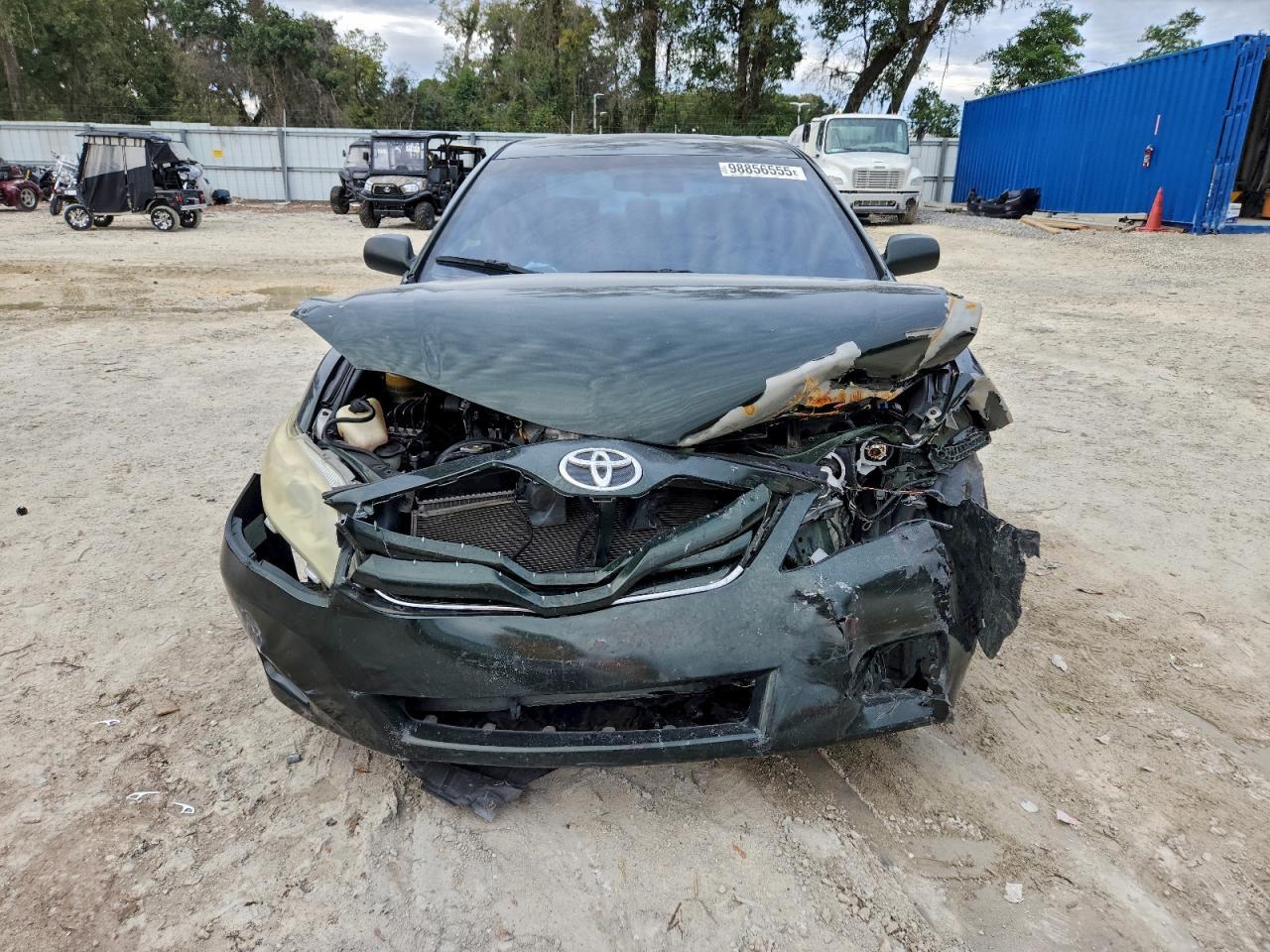 2011 TOYOTA CAMRY