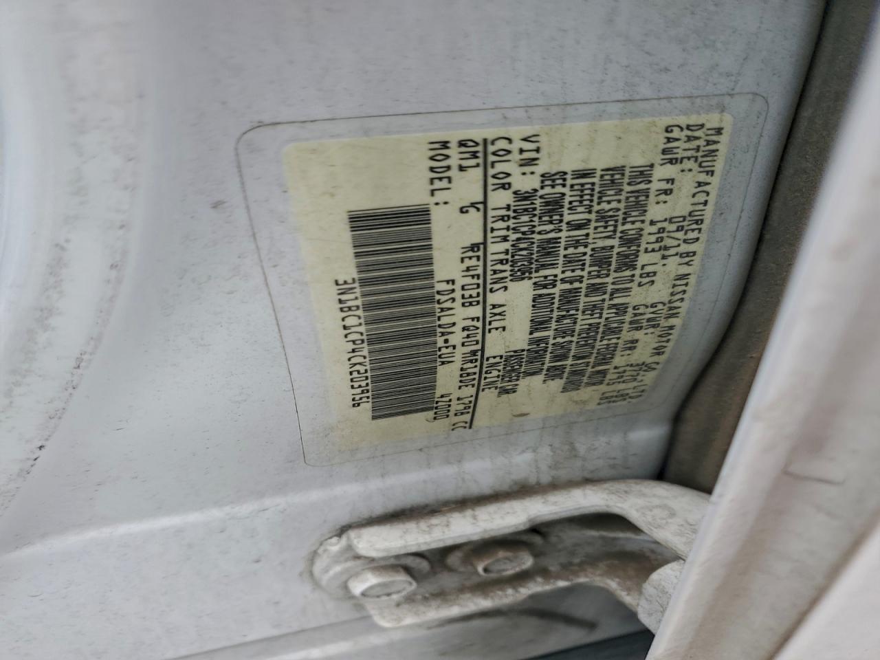 2012 NISSAN VERSA