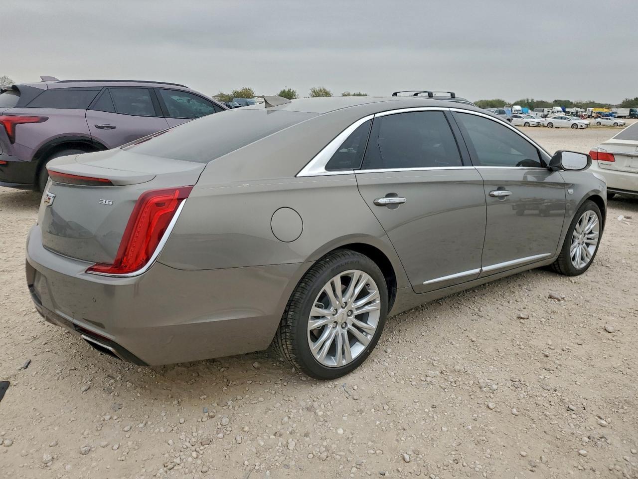 2019 CADILLAC XTS