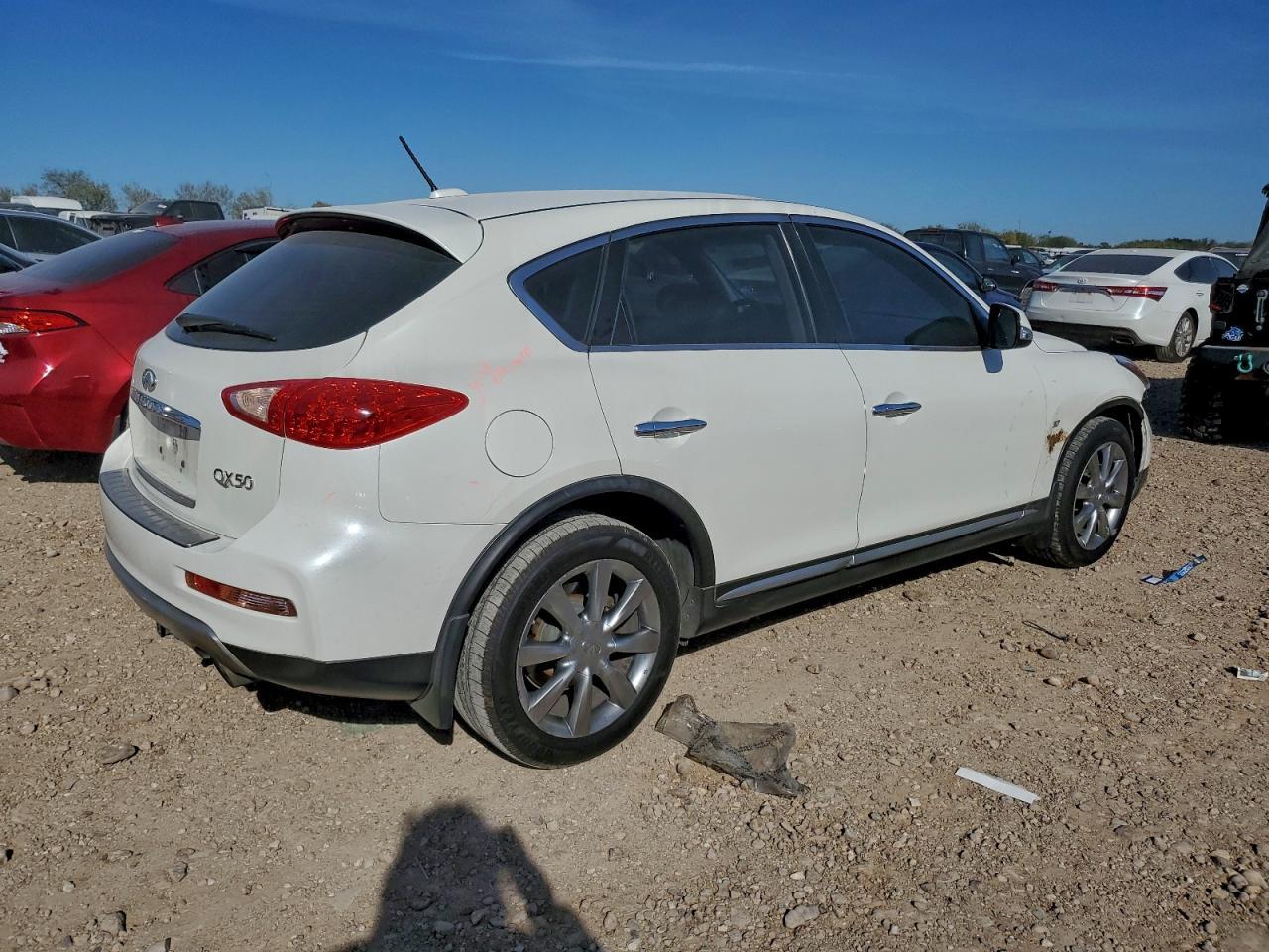 2016 INFINITI QX50