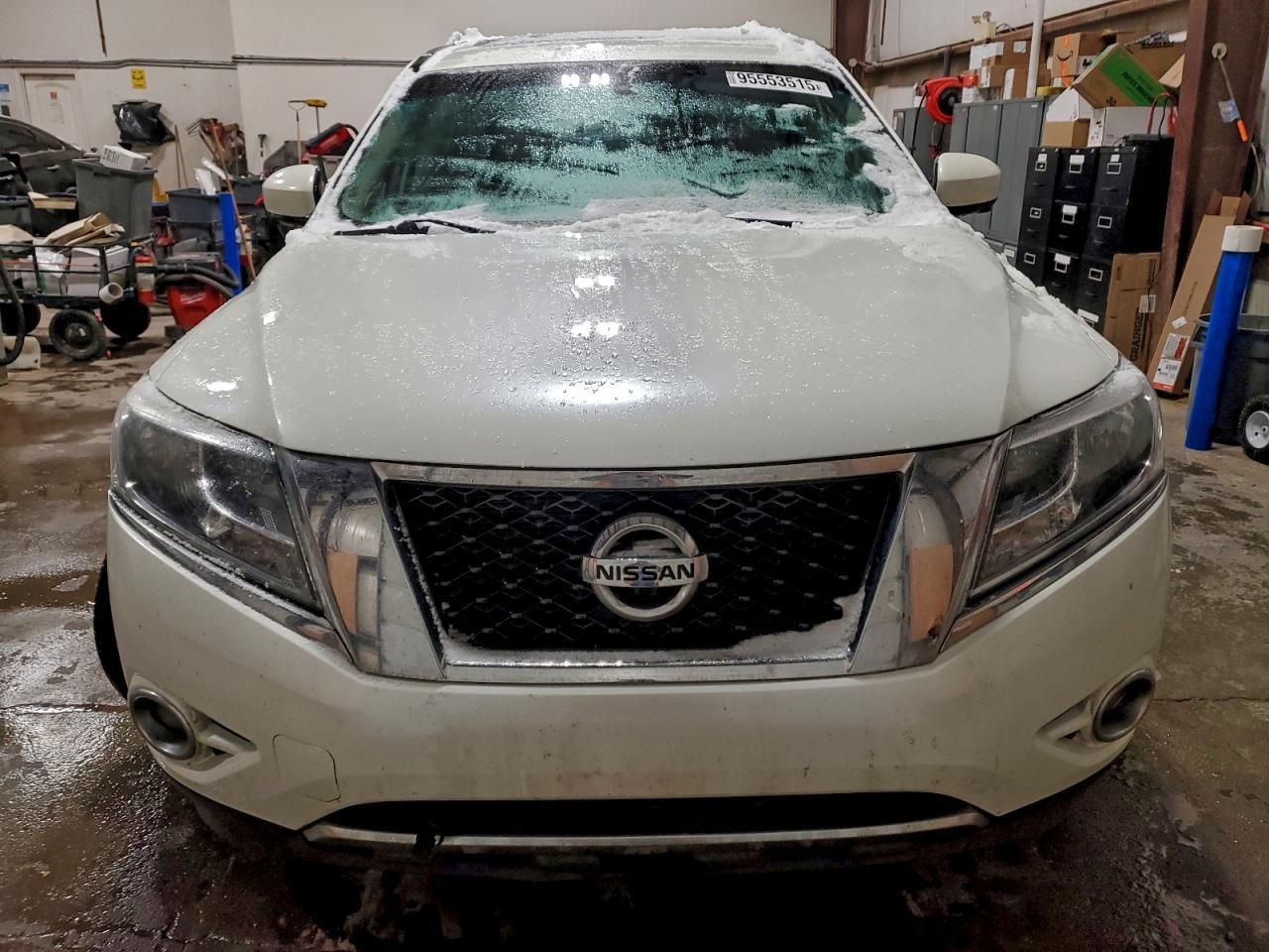 2016 NISSAN PATHFINDER
