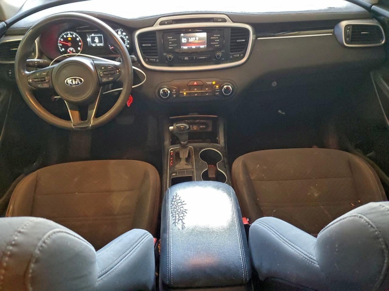 2016 KIA SORENTO
