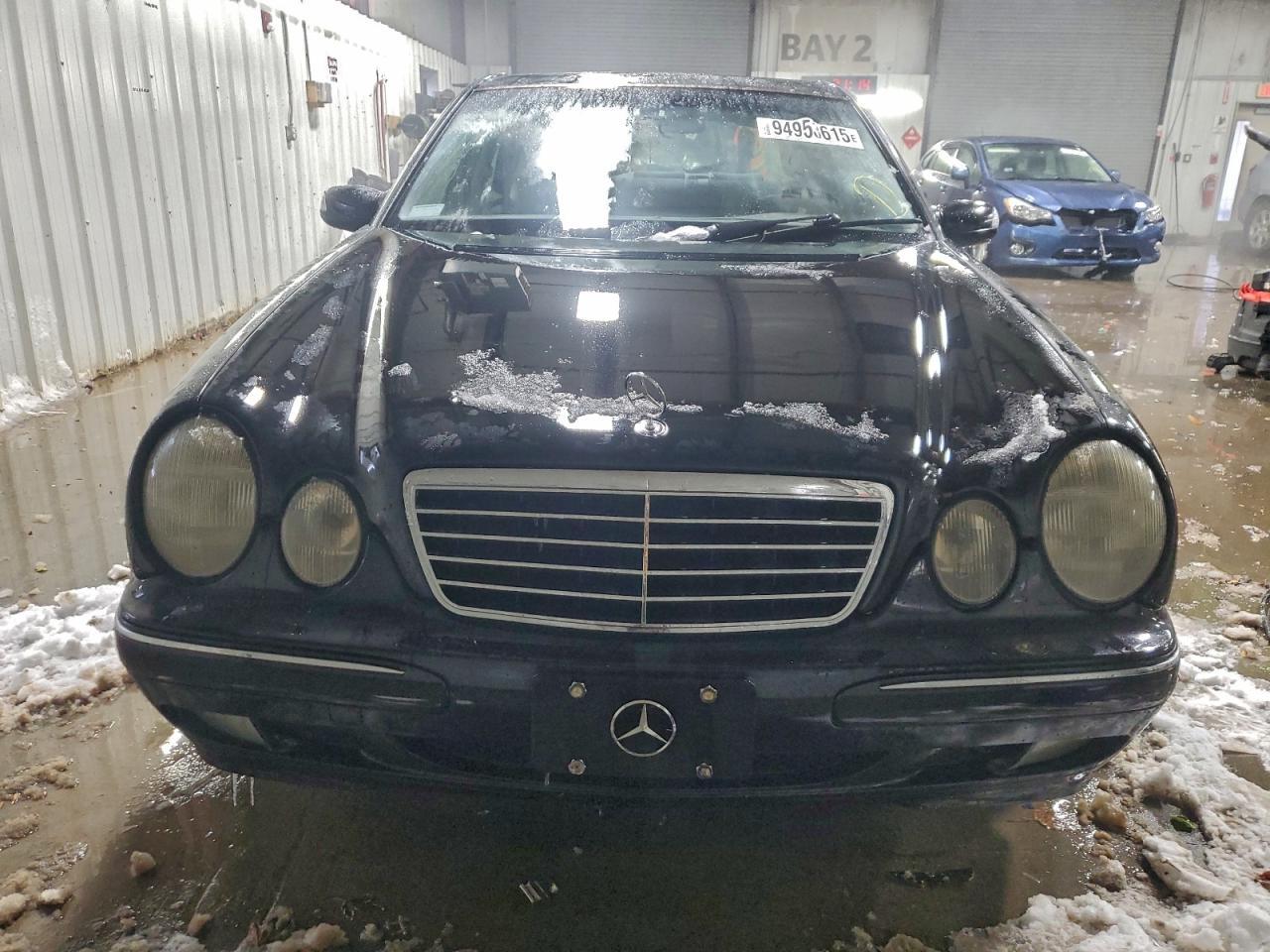 2001 MERCEDES-BENZ E-Class