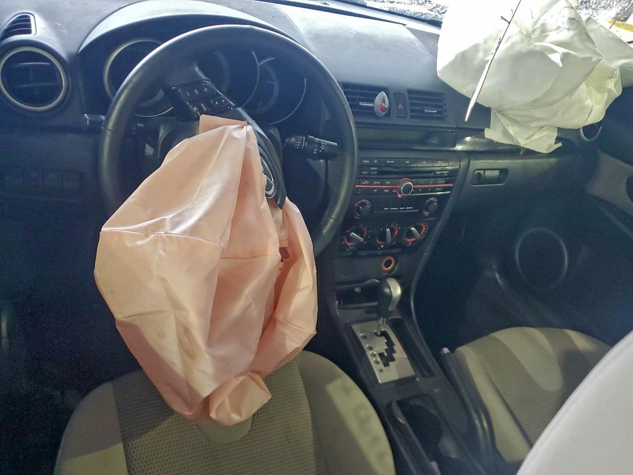 2009 MAZDA 3