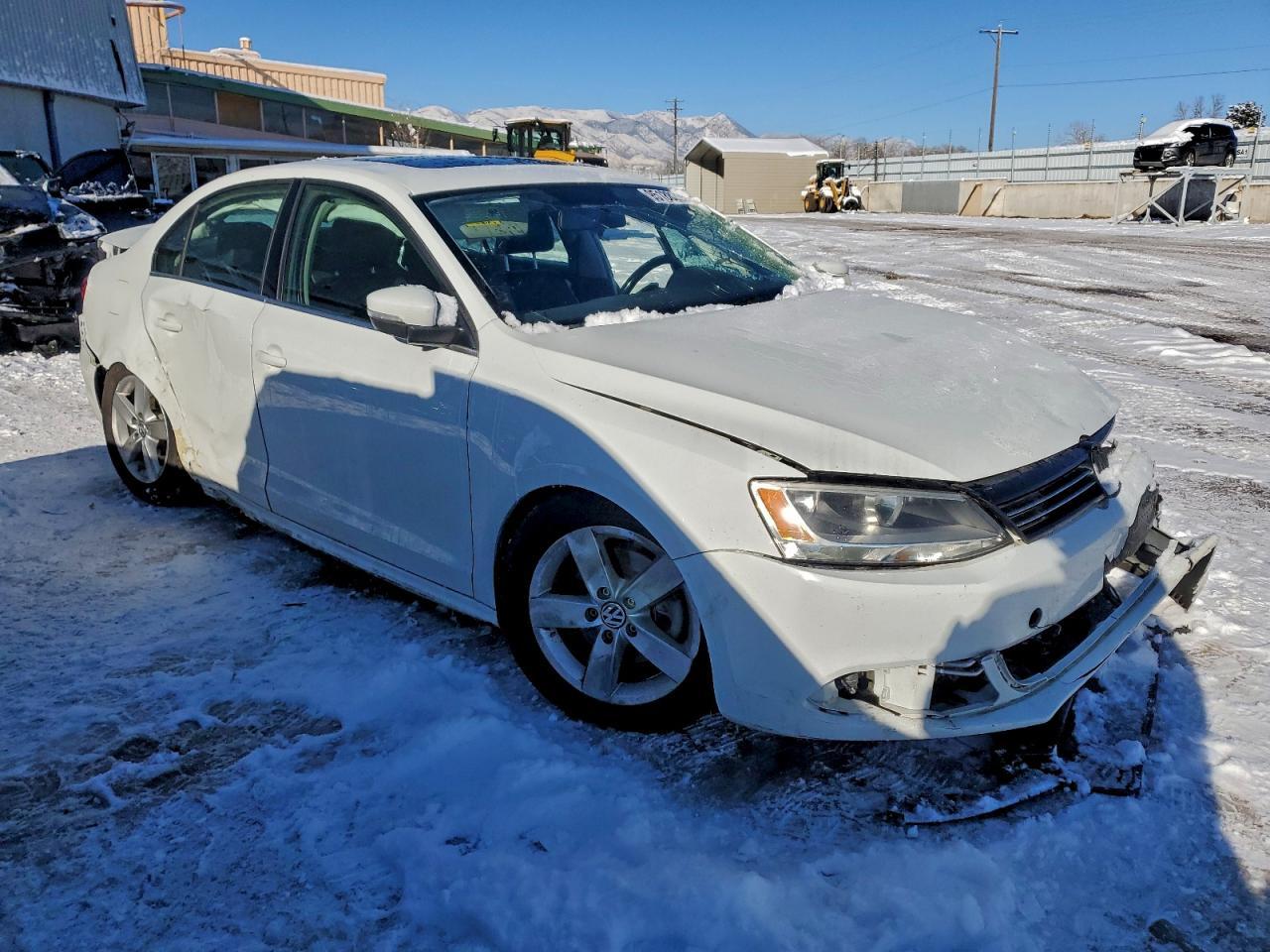 2014 VOLKSWAGEN JETTA