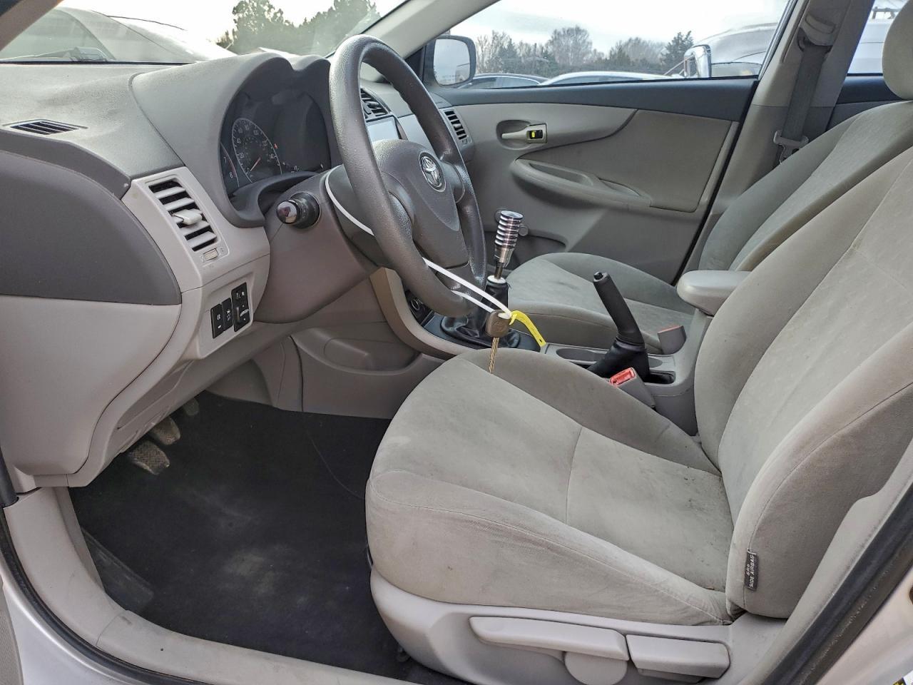 2010 TOYOTA COROLLA