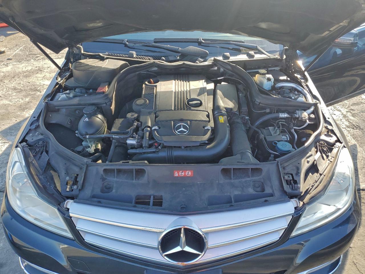 2012 MERCEDES-BENZ C-CLASS