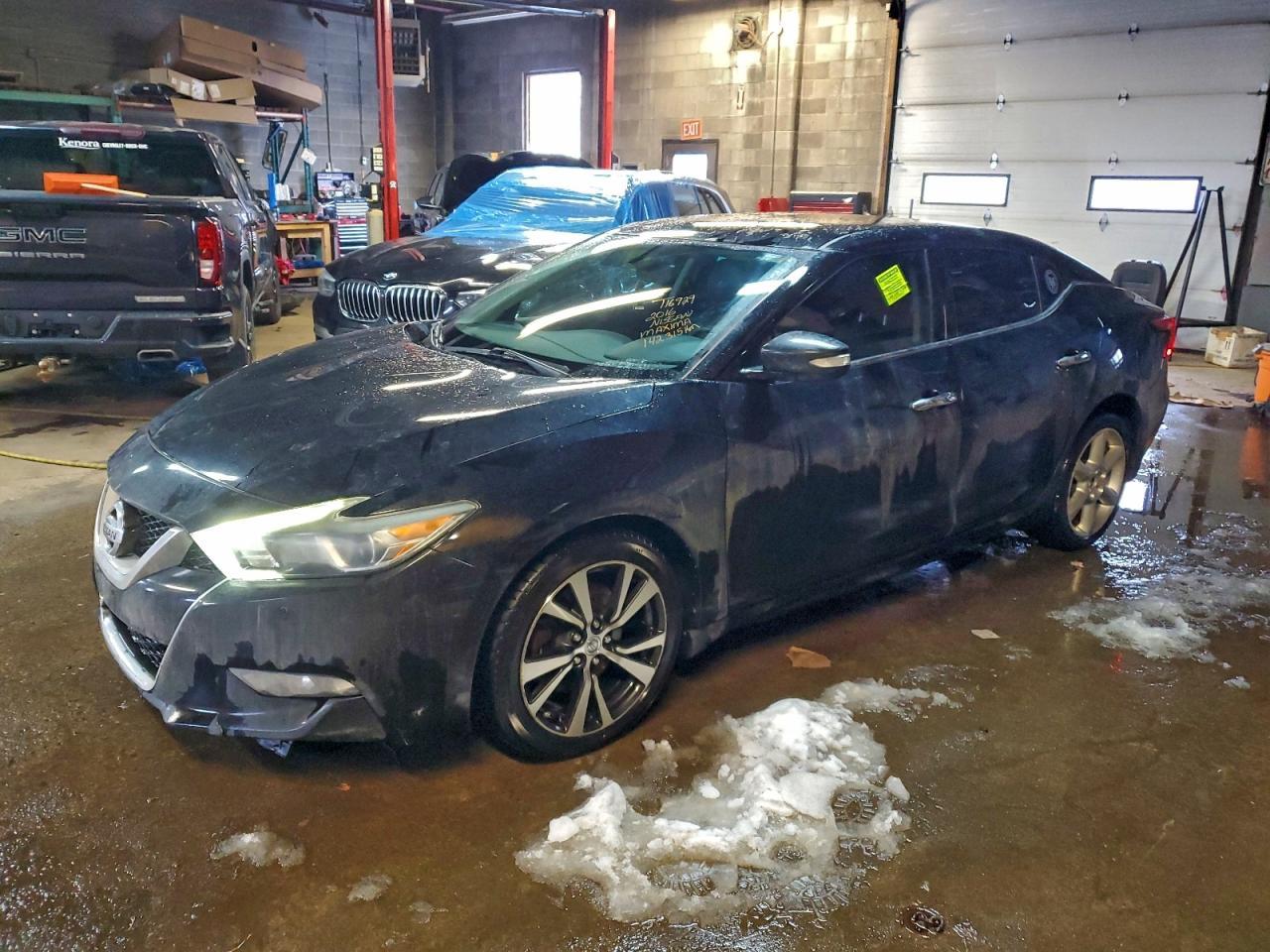 2016 NISSAN Maxima