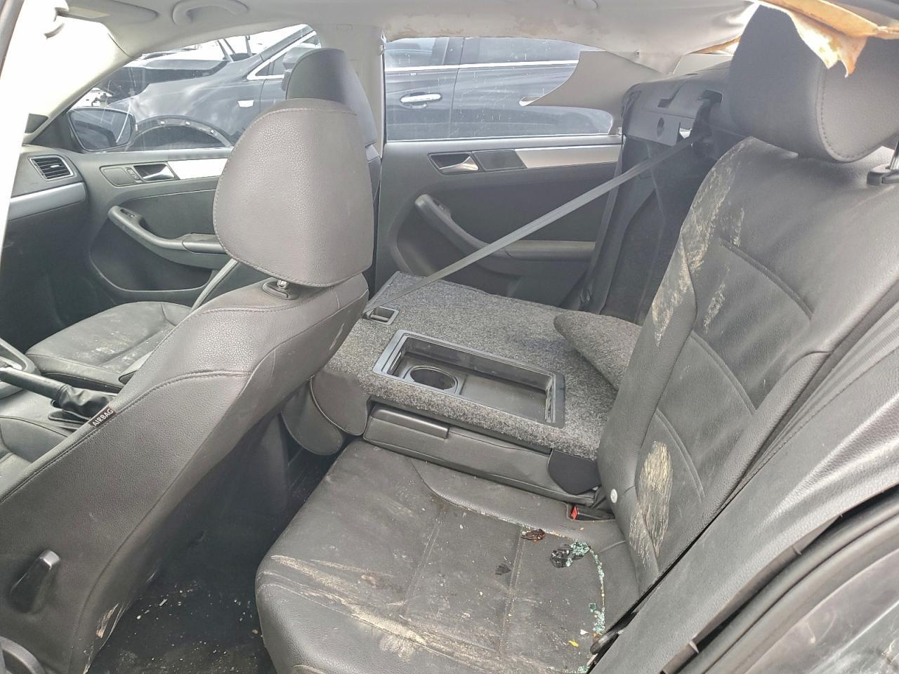2012 VOLKSWAGEN JETTA