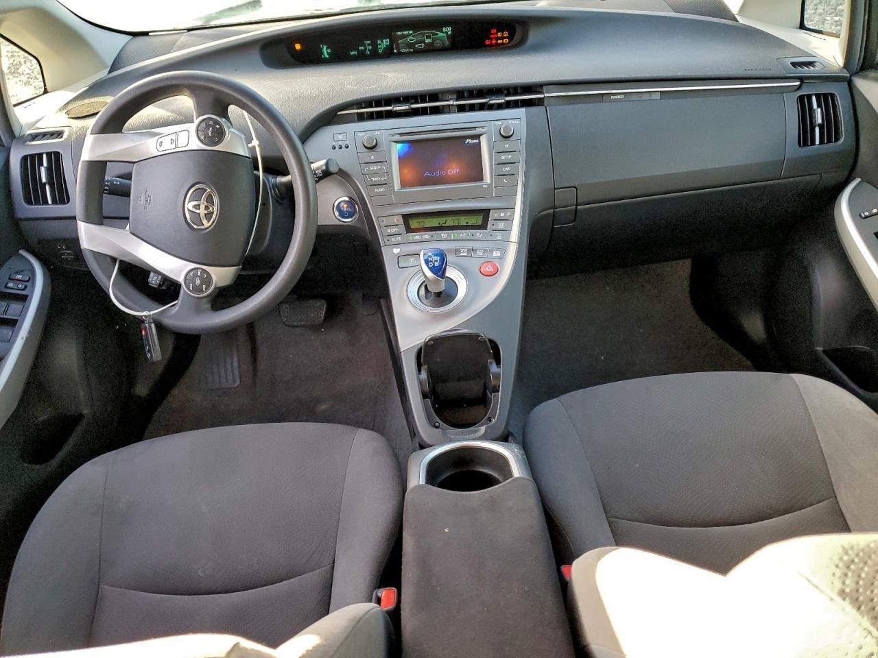 2014 TOYOTA PRIUS