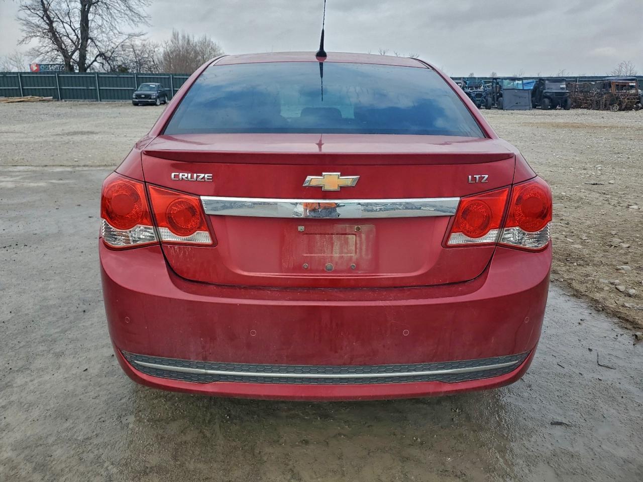2011 CHEVROLET CRUZE