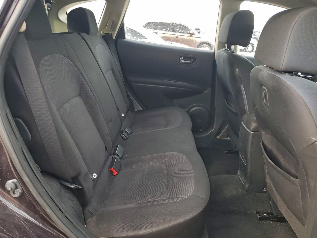 2014 NISSAN ROGUE