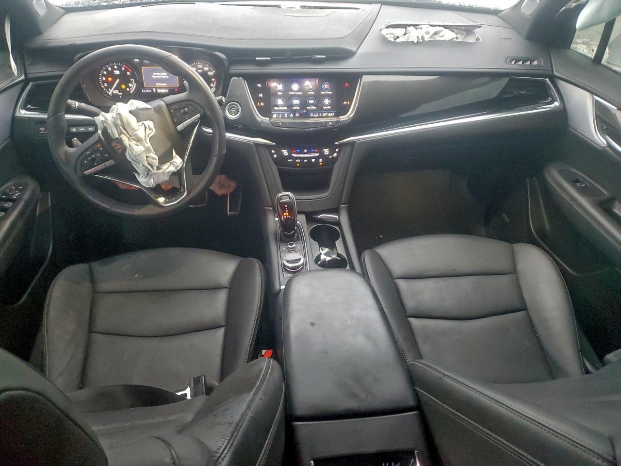 2024 CADILLAC XT6