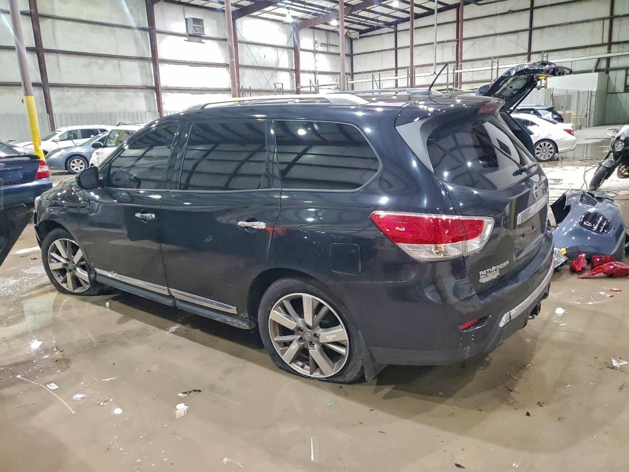 2016 NISSAN PATHFINDER