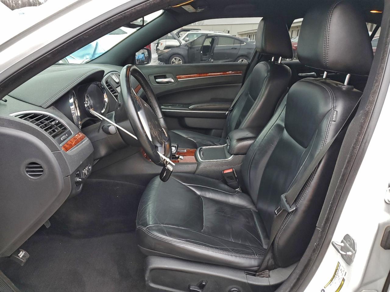 2013 CHRYSLER 300
