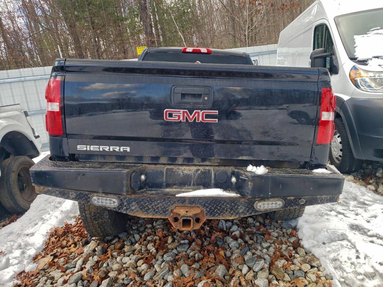 2018 GMC Sierra